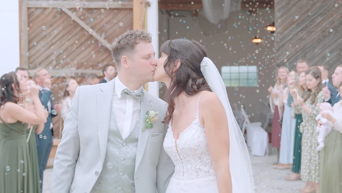 Wallhof: Sarah & Thomas